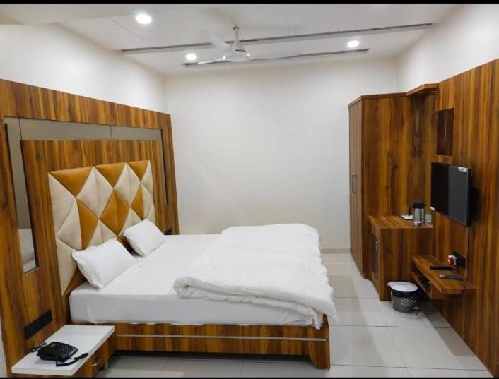 Reva Prabhu Sadan Hotel Ambaji Exterior photo
